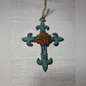 Elegant Cross Home Wall Decor EPC See photos for size references!